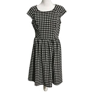 ELLE. Black & White Fit & Flare Women’s Plaid Dress (Sz S)